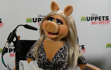 miss-piggy-character