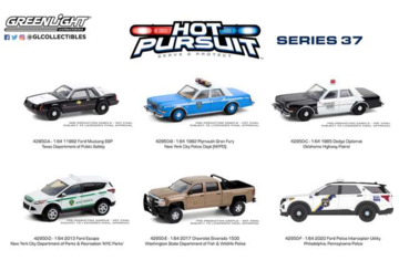 Series 37 GreenLight Hot Pursuit Series hobbyDB